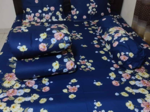 হোম ডেকর ফ্লোরাল ৫ পিস কোমফোর্টার সেট