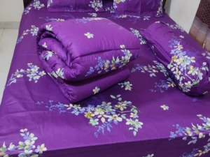 প্রিমিয়াম হোম ডেকর ৫ পিস ফ্লোরাল কমফোর্টার সেট